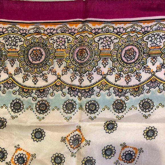 Vtg Vanette Creations Floral Medallion Silk Scarf Hand Rolled 22"x22" Pink - Picture 2 of 5